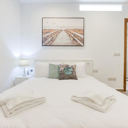 Gzira'S Seashore Stayaway Close To Manuel Island 外观 照片